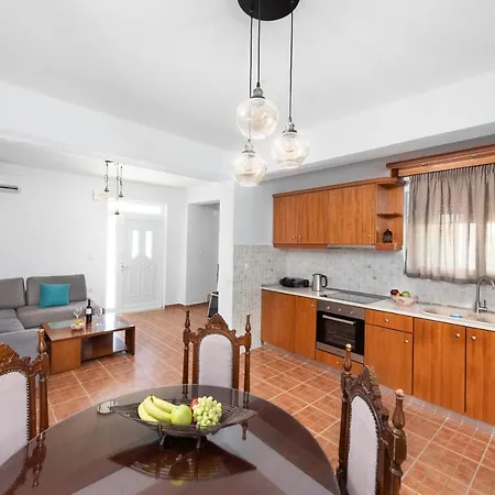 Willa Casa Greco Jenadi